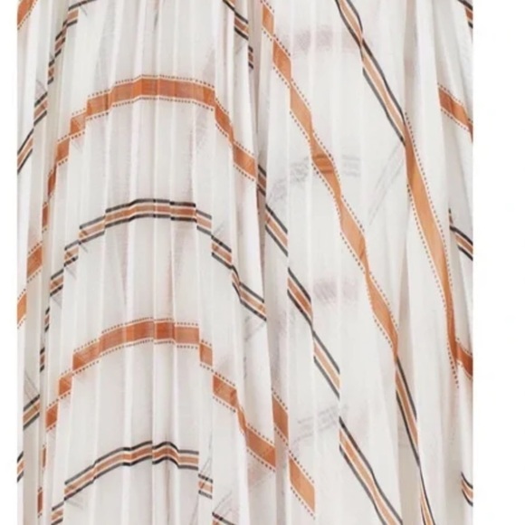 H&M Pleated White and Brown Maxi Sundress - Picture 13 of 13